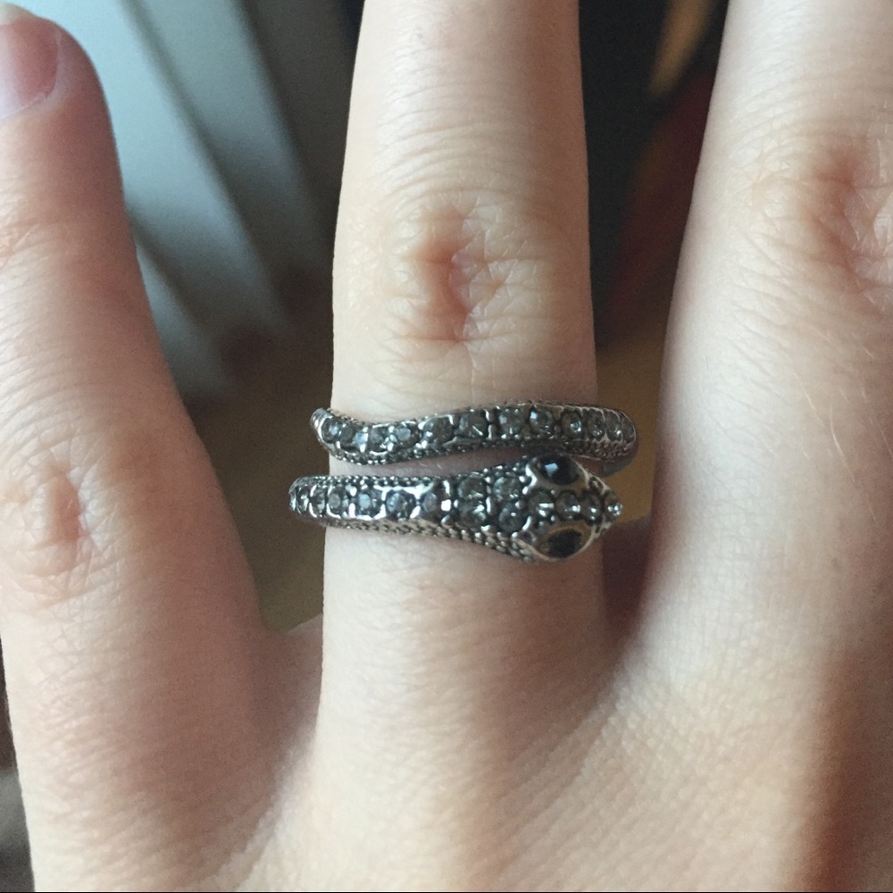 Snake ring